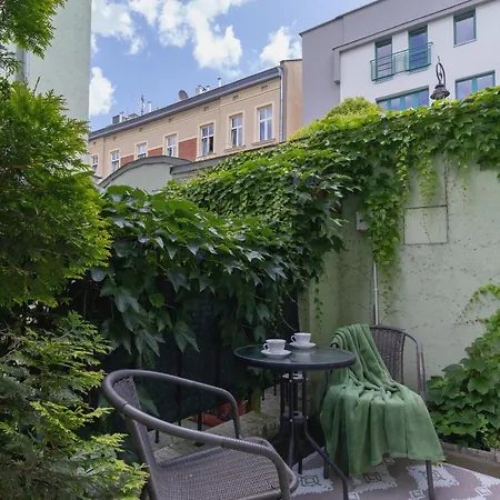 Lägenhet Spacious Two-story With Terrace In Podgorze By Renters Kraków