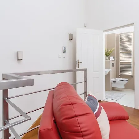 Spacious Two-story With Terrace In Podgorze By Renters Kraków
